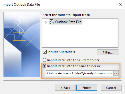 Choosing the archive mailbox as the import target.