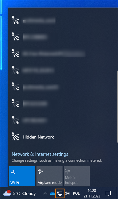 Changing network connection in Windows 10.