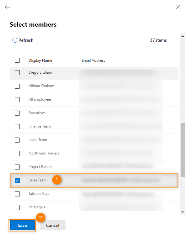 Selecting groups of users who will receive signatures.